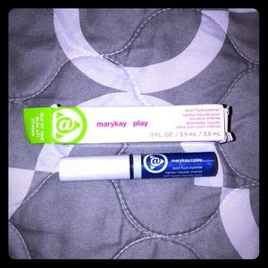 MaryKay Bold Fluid Eyeliner